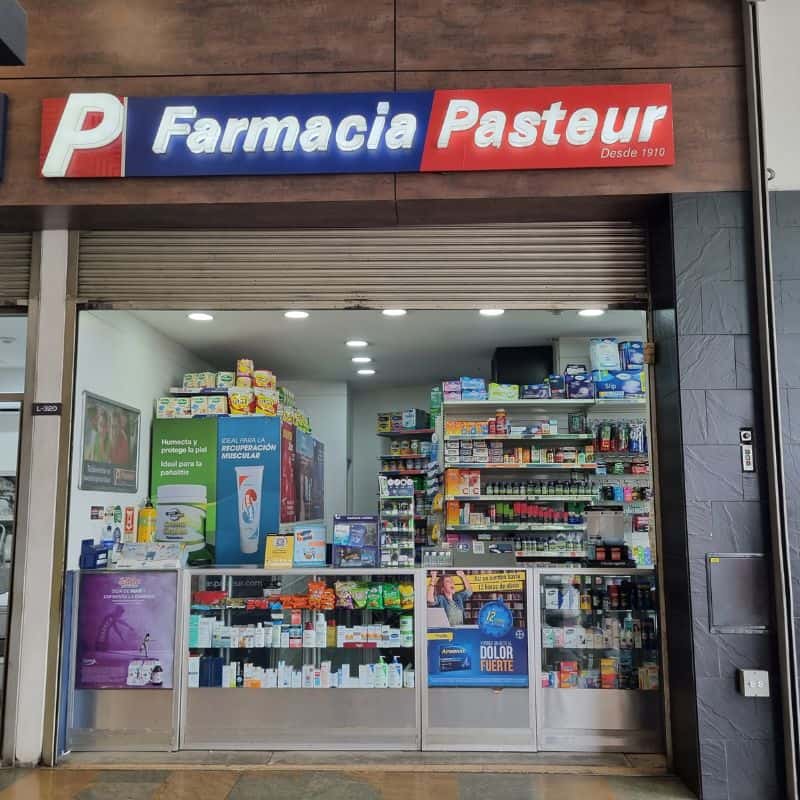 Farmacia Pasteur centro comercia Mayorca Etapa 1 piso 3 local 320