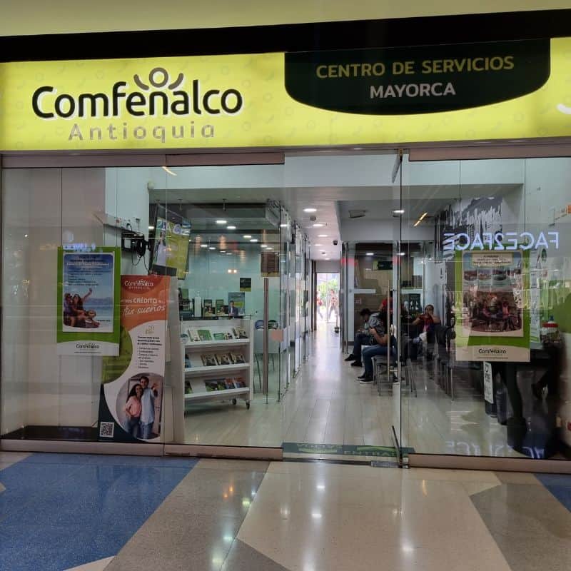 Comfenalco centro comercial Mayorca Etapa 2 piso 3 local 3087